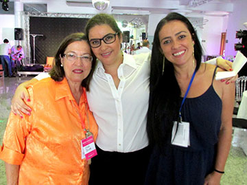 Cida Souza (ZNnaLinha), Adriana Nascimento e Valdirene Diniz.