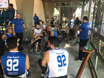 Equipe de basquete de cadeira de rodas do Esperia.