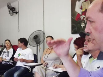 Diálogo sempre presente.