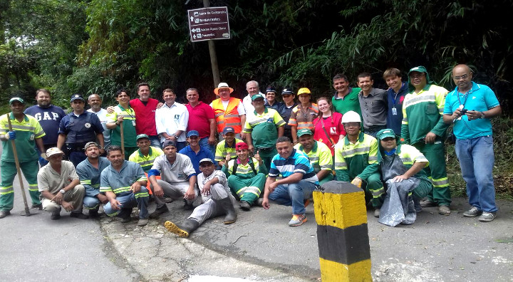 Confraternização dos funcionários e voluntários da ação.