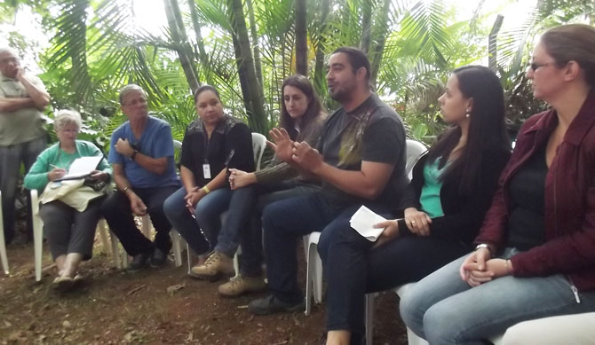 Discutindo políticas públicas para o meio ambiente local.