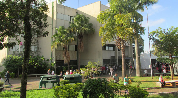 Vista da sede da prefeitura regional Santana/ Tucuruvi.