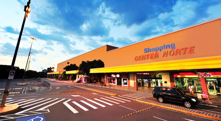Imagem da entrada do Shopping Center Norte.